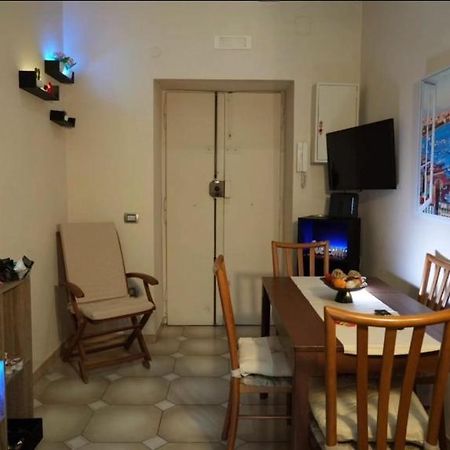 081 Stazione Centrale Home نابولي المظهر الخارجي الصورة