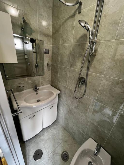 081 Stazione Centrale Home نابولي المظهر الخارجي الصورة