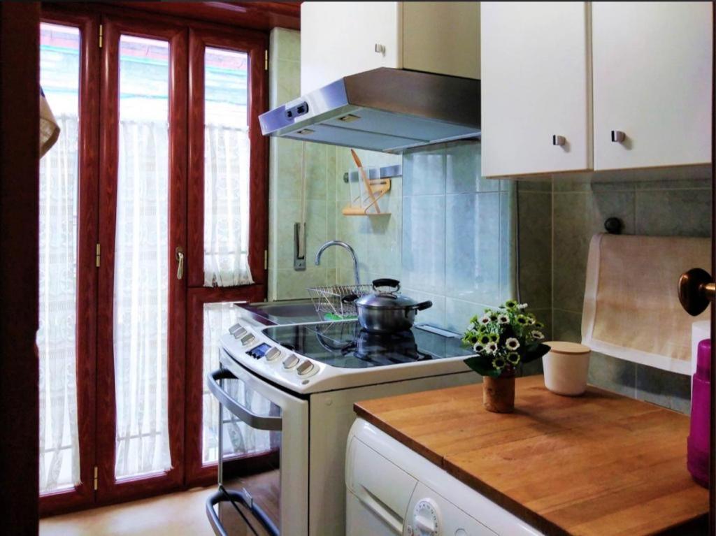 081 Stazione Centrale Home نابولي المظهر الخارجي الصورة