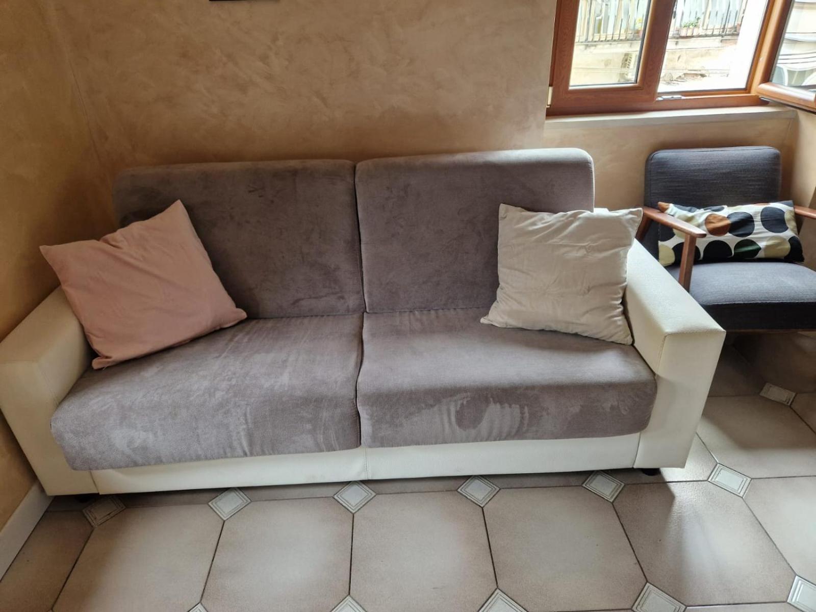 081 Stazione Centrale Home نابولي المظهر الخارجي الصورة